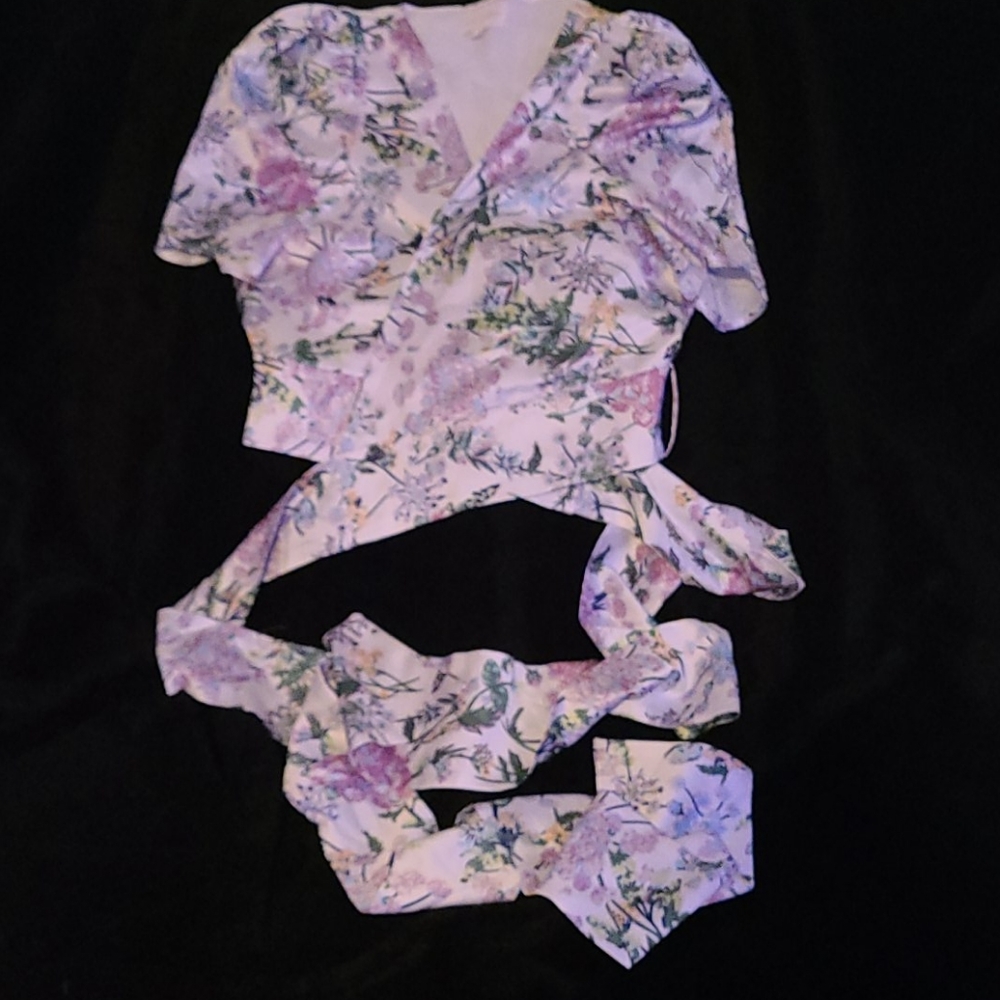 Foxiedox white wrap around shirt